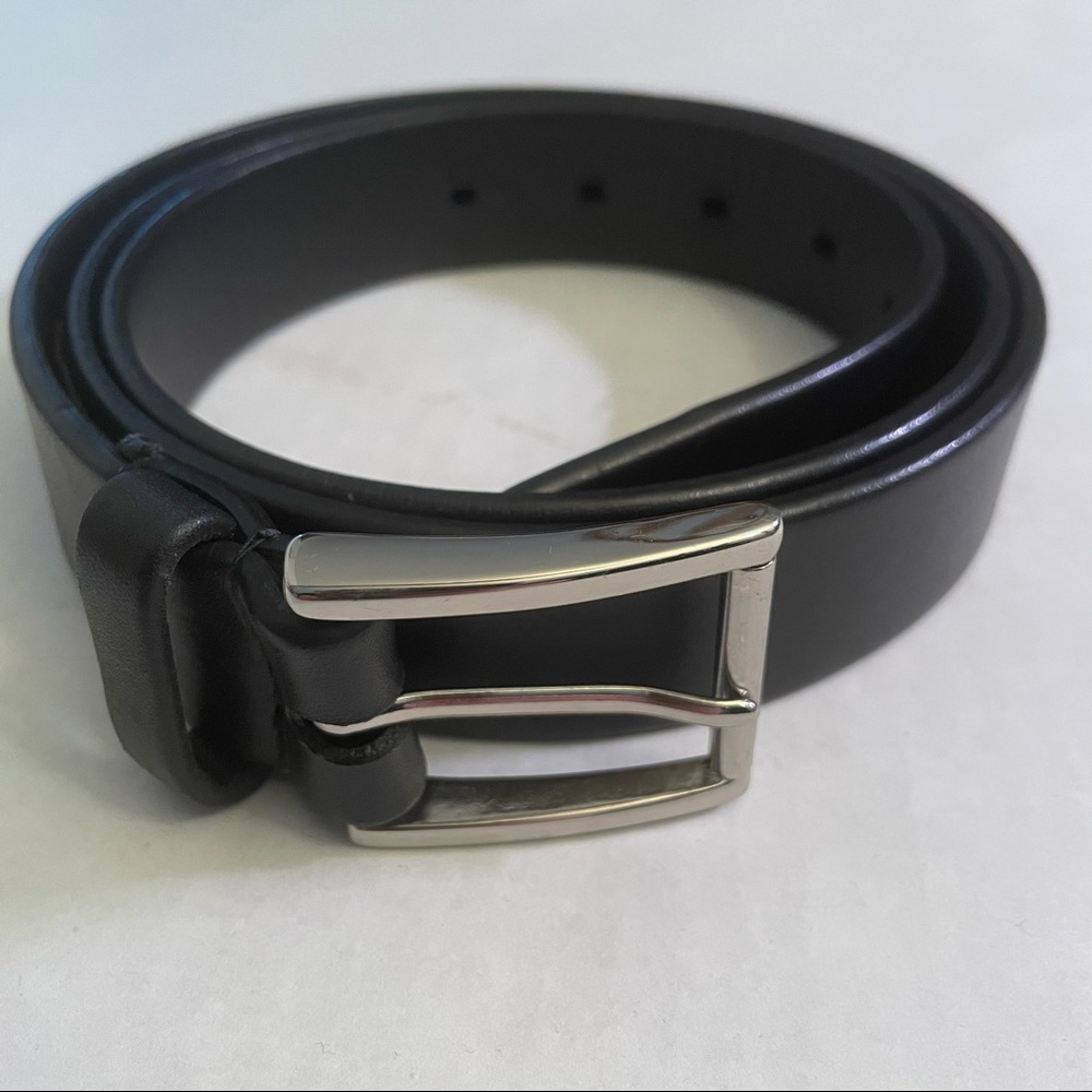 Cole Haan Mens size 42 leather belt